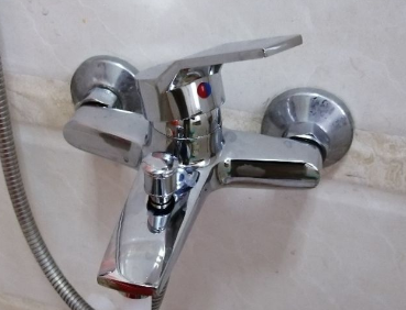 扎鲁特水管维修多少钱